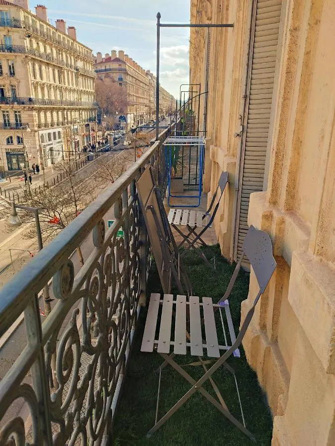 Appartemment Rue De La Republique, Joli Et Moderne Au Coeur Du Centre Marseille