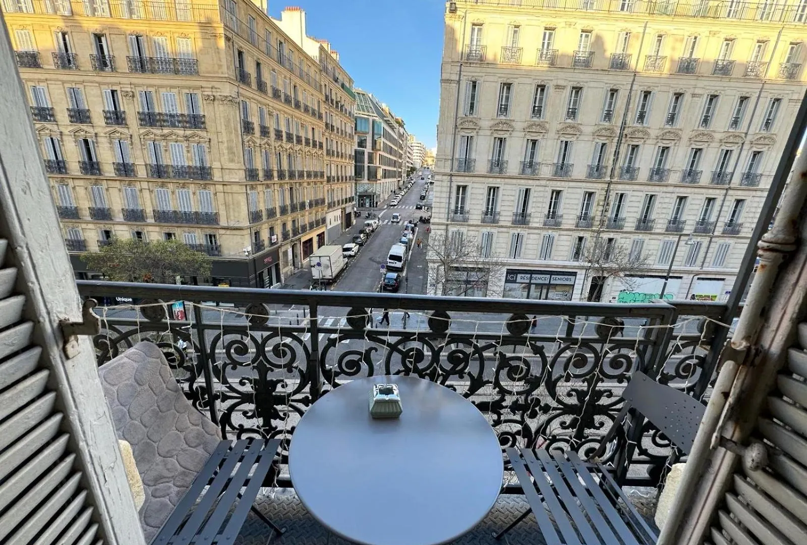 Apartment Appartemment Rue De La Republique, Joli Et Moderne Au Coeur Du Centre Marseille
